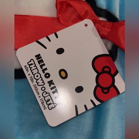 Hello kitty throw blanket - Picture 2 of 3